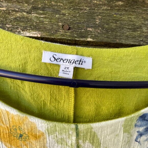 Serengeti size 2X floral fairy core layered asymmetrical hem flowy tunic - Picture 3 of 9